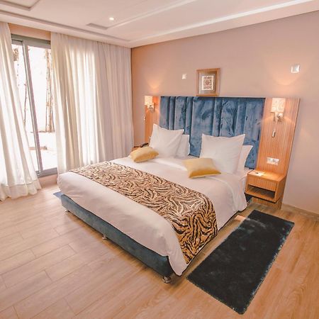 Downtown Hotel By New Art Casablanca Room photo